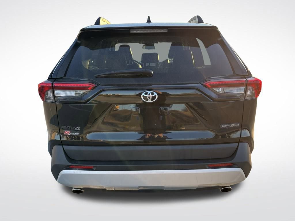 Used 2024 Toyota RAV4 Adventure image 6
