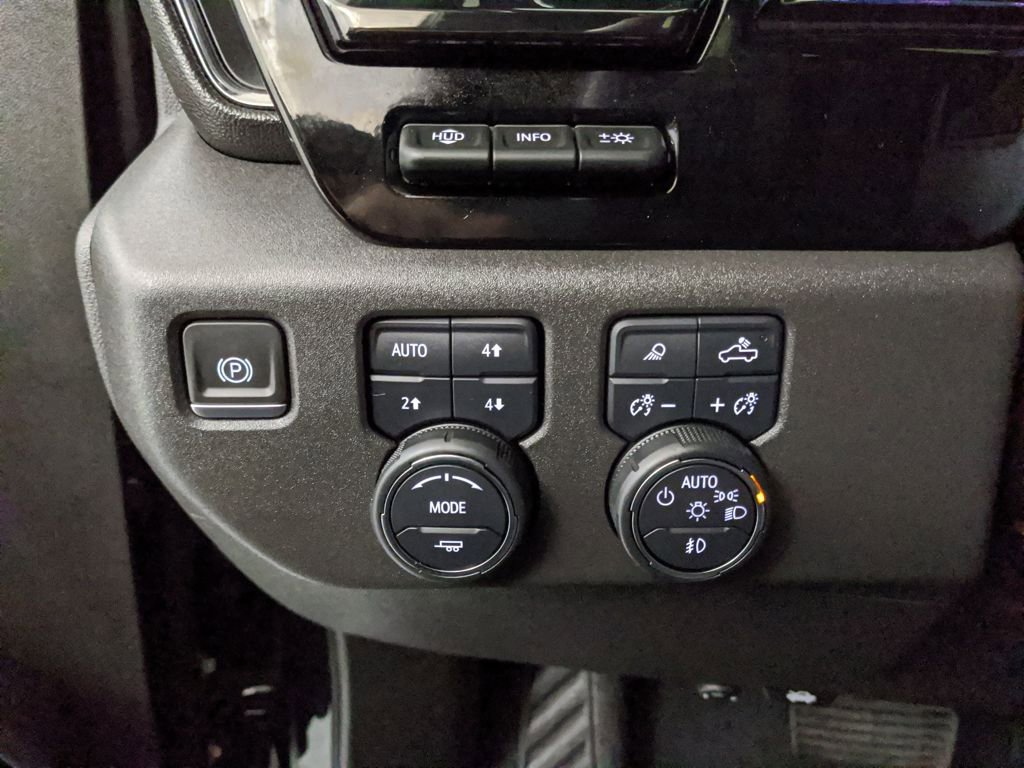 Used 2024 Chevrolet Silverado 1500 ZR2 w/ Technology Package image 14