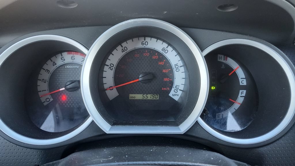 Used 2013 Toyota Tacoma PreRunner w/ SR5 Pkg RWD image 27