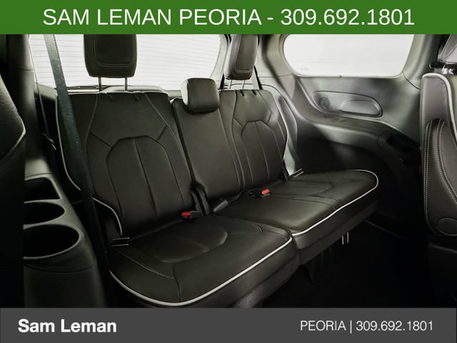 New 2027 Chrysler Pacifica Limited w/ S Appearance Package FWD image 28