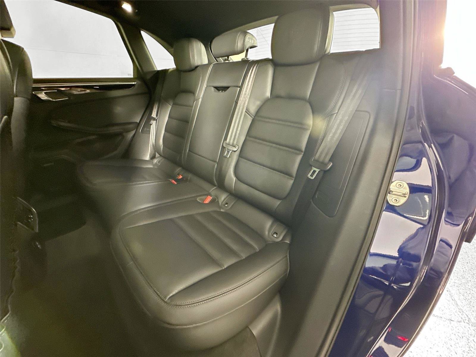 Certified 2026 Porsche Macan Turbo AWD/4WD image 26
