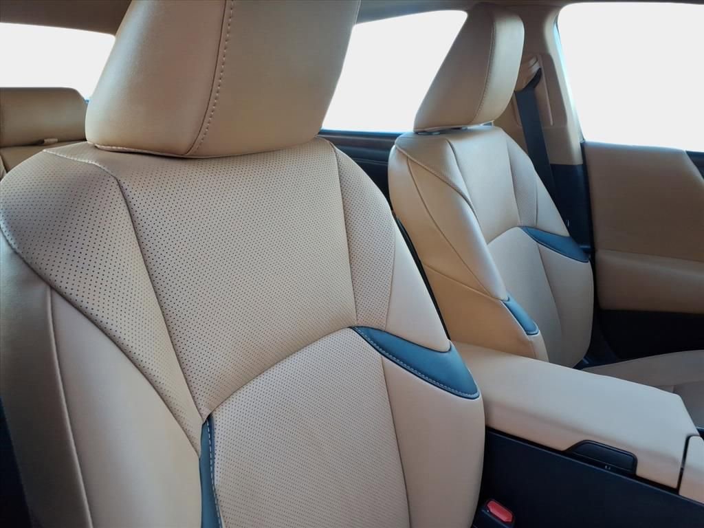 Used 2024 Lexus ES 300h w/ Premium Package image 16