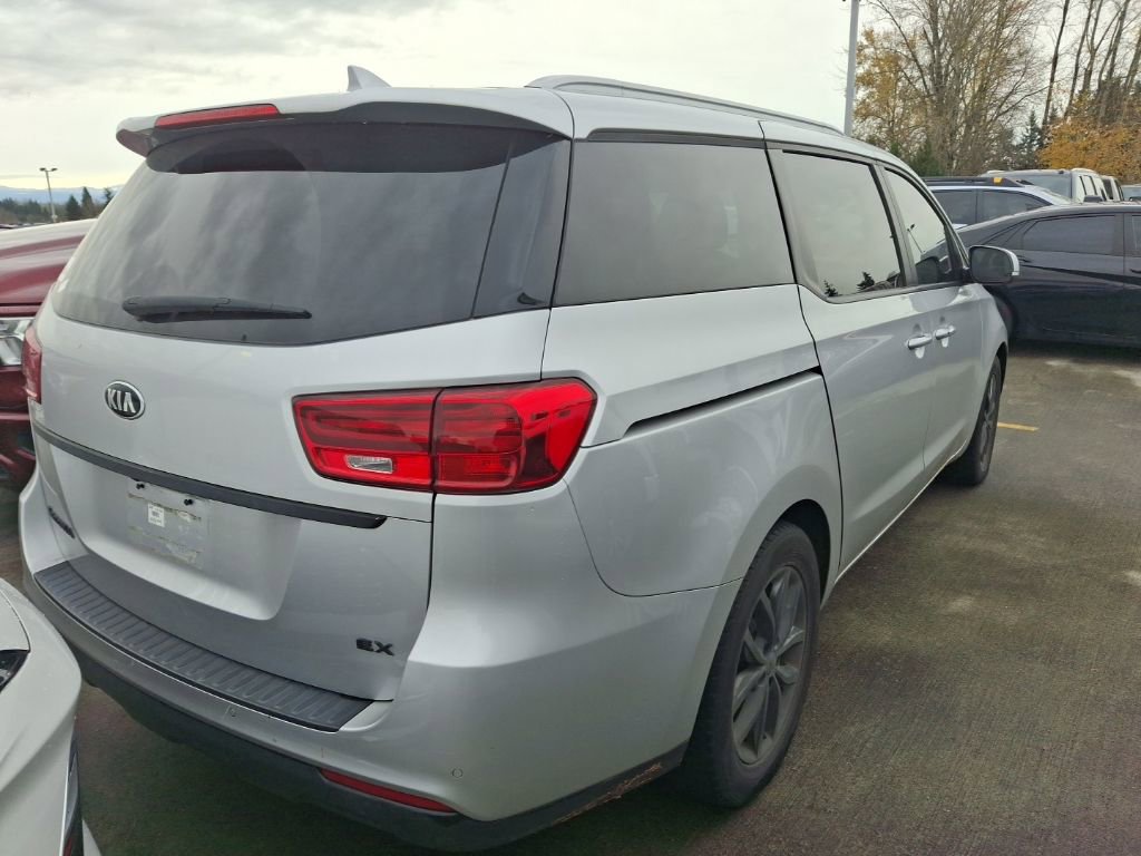 Used 2019 Kia Sedona EX image 5
