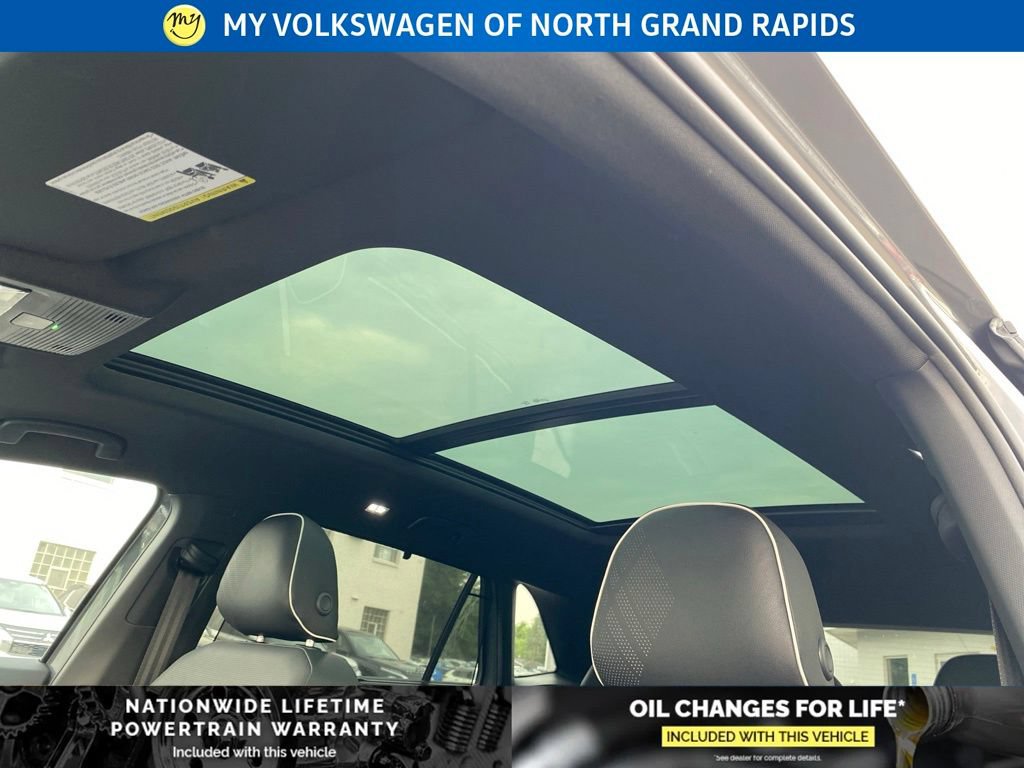New 2026 Volkswagen Atlas Cross Sport SEL Premium R-Line AWD/4WD image 16