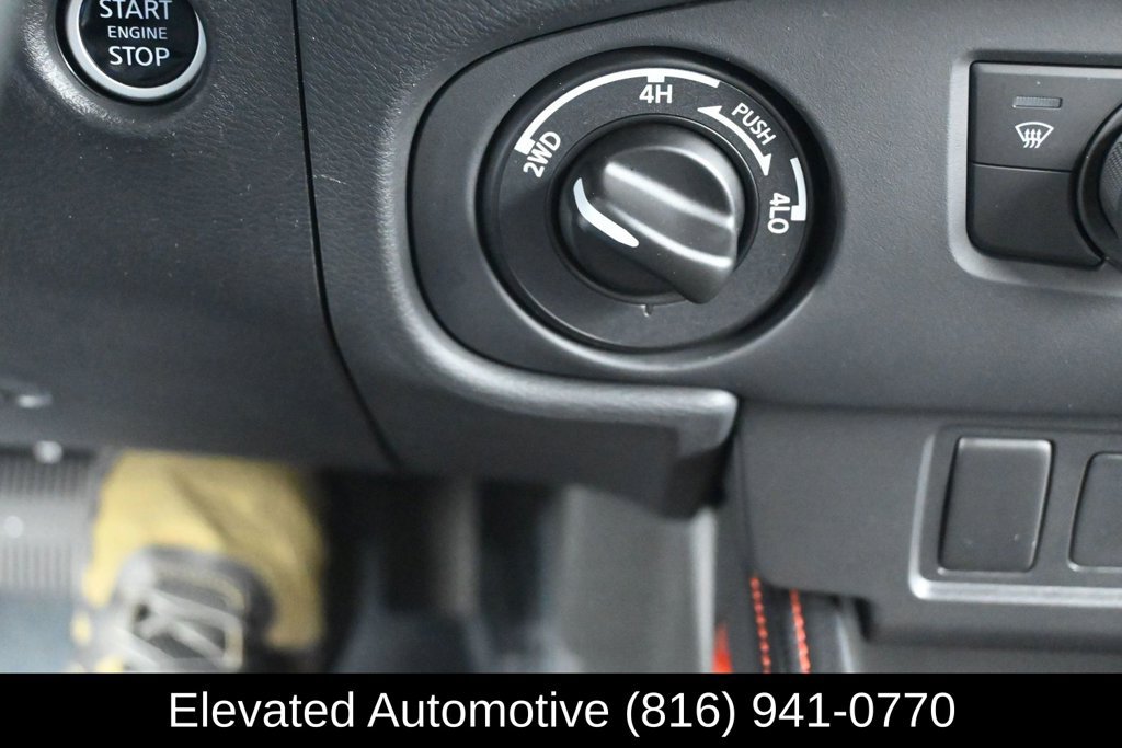 Used 2024 Nissan Frontier PRO-4X w/ Technology Package AWD/4WD image 25