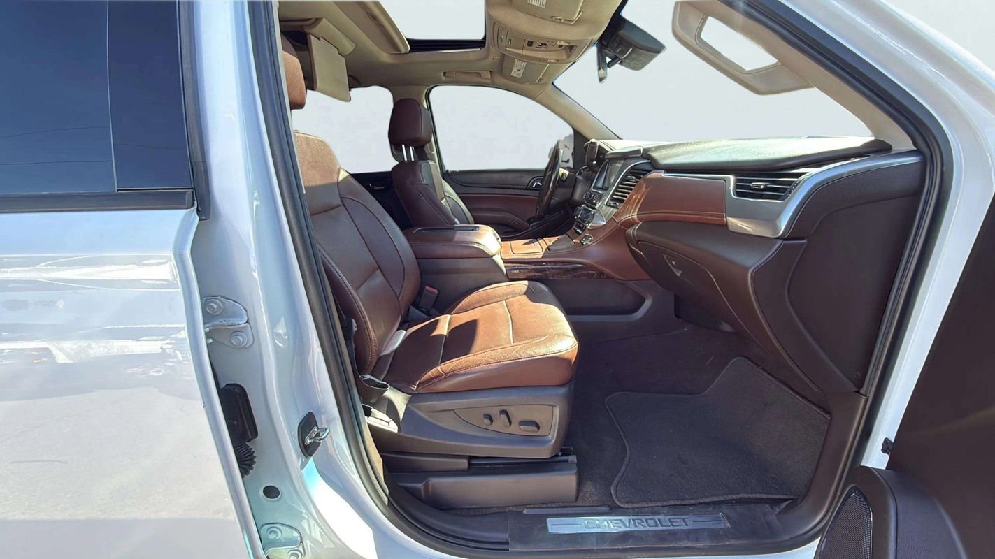Used 2018 Chevrolet Tahoe Premier AWD/4WD image 17