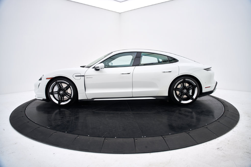 Used 2020 Porsche Taycan Turbo AWD/4WD image 11