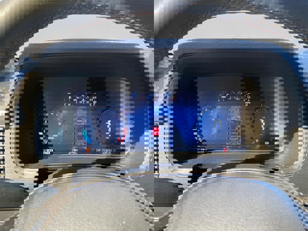 Used 2024 Ford F150 XLT w/ FX4 Off-Road Package image 19