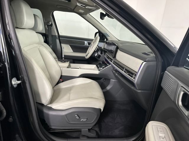 Used 2024 Hyundai Santa Fe Limited image 28