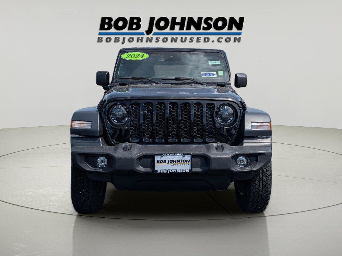 Used 2024 Jeep Wrangler Sport AWD/4WD image 2