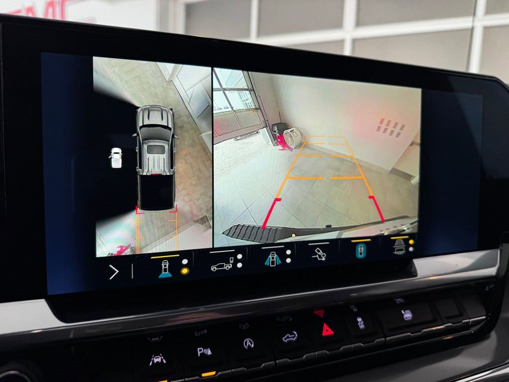 Certified 2023 Chevrolet Silverado 1500 High Country image 23