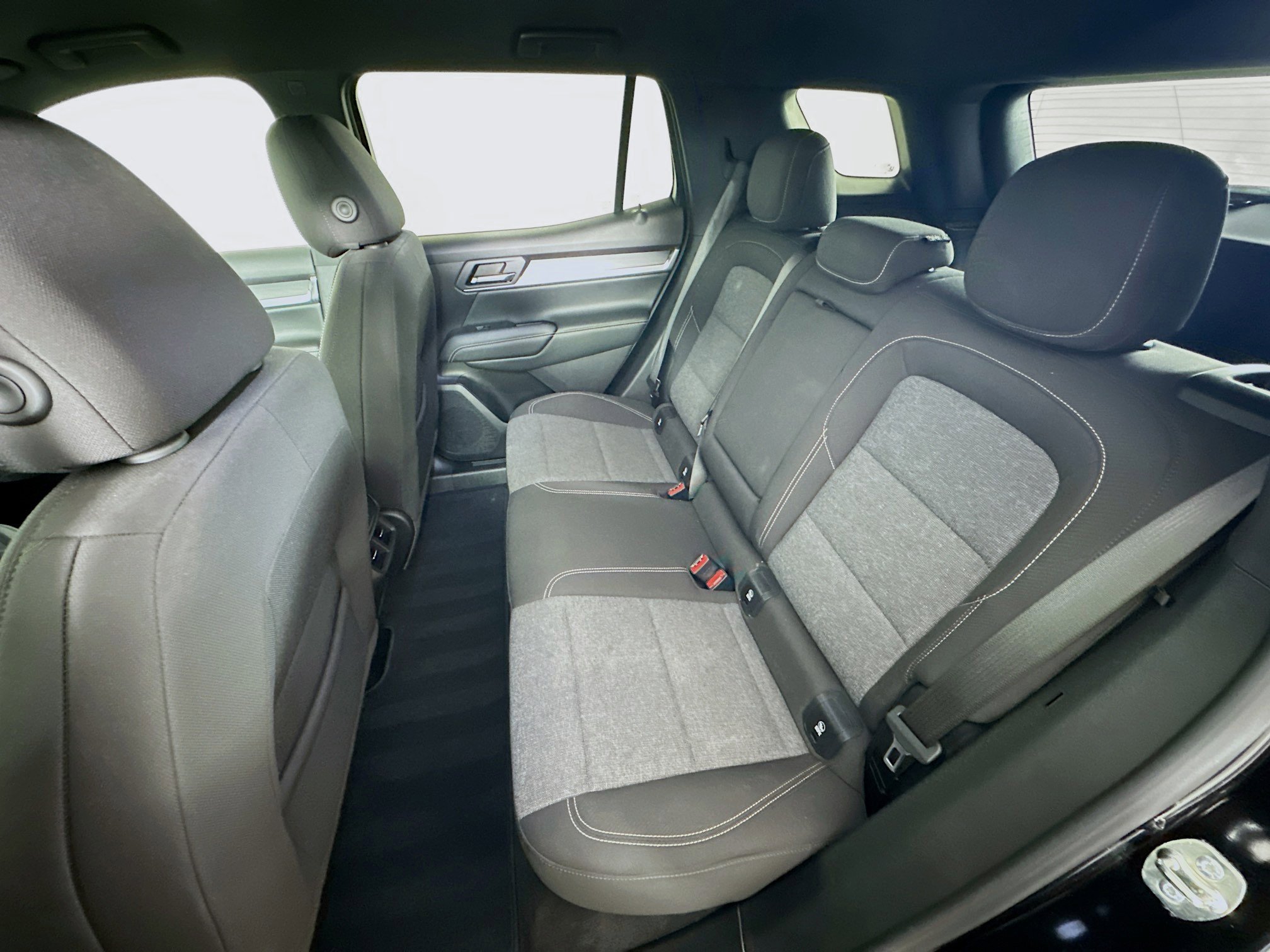 Used 2025 GMC Terrain Elevation AWD/4WD image 27