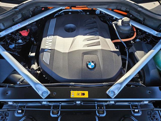 New 2026 BMW X5 xDrive50e w/ Premium Package image 17