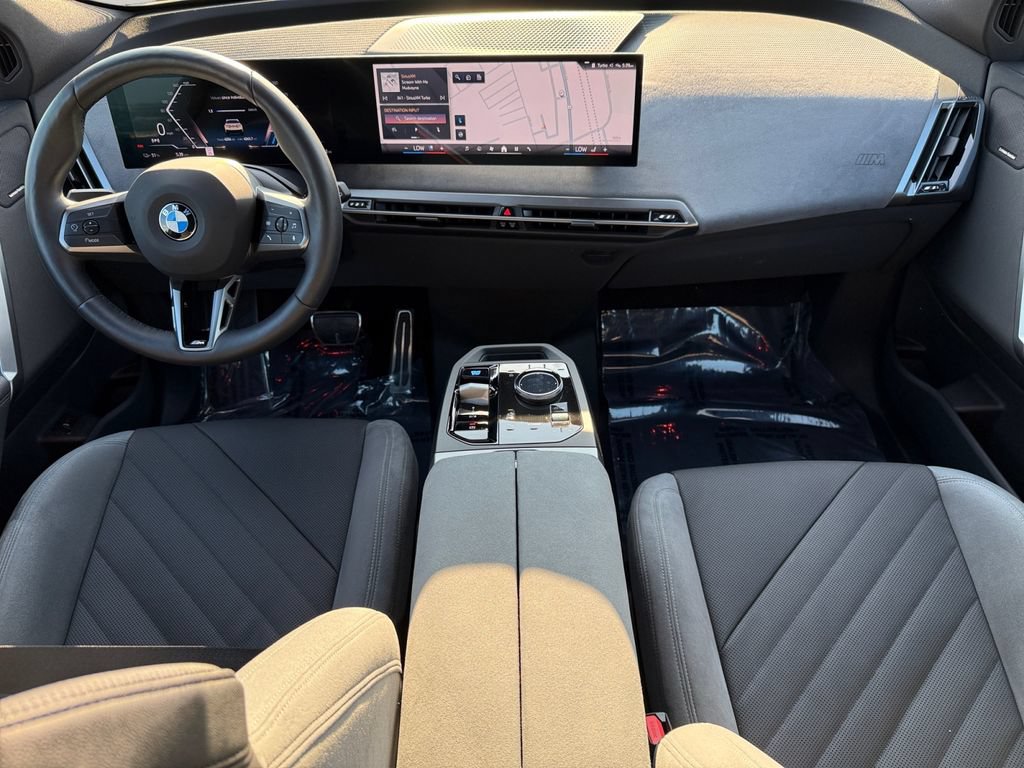 Certified 2026 BMW iX xDrive60 w/ M Sport Package AWD/4WD image 10