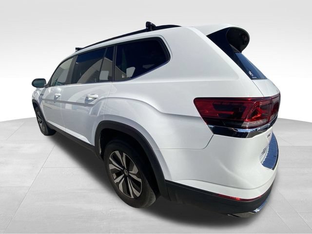 Used 2024 Volkswagen Atlas SE AWD/4WD image 6