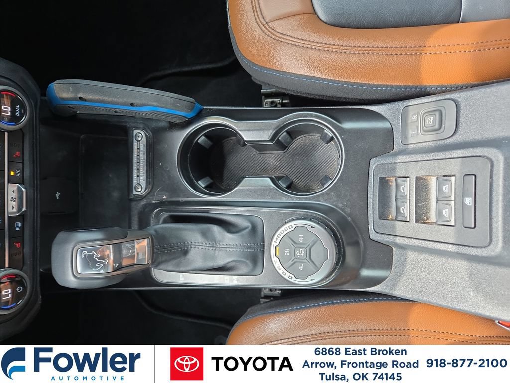 Used 2023 Ford Bronco Outer Banks AWD/4WD image 14