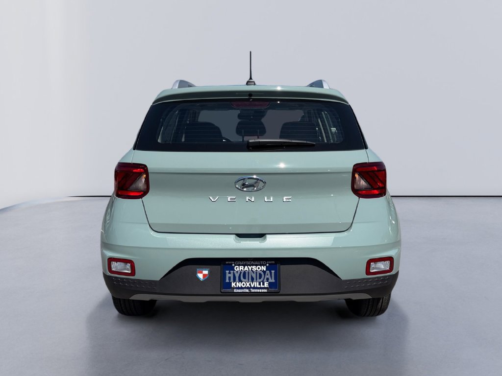 New 2026 Hyundai Venue SEL FWD image 4
