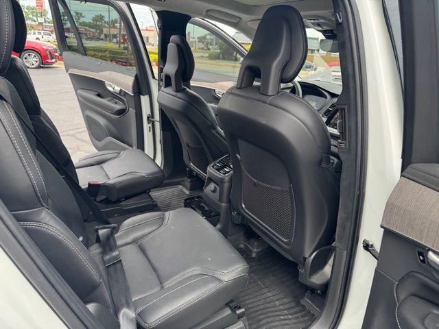 Used 2021 Volvo XC90 T8 Inscription w/ Lounge Package AWD/4WD image 11