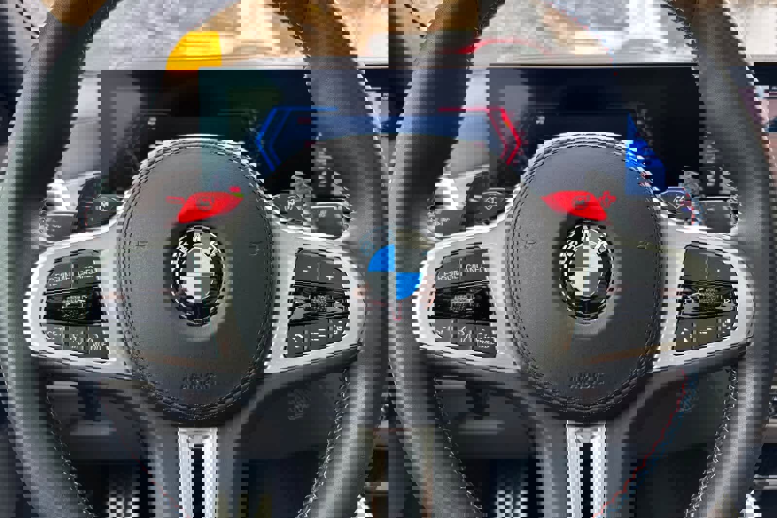 Used 2024 BMW X6 M Competition w/ Executive Package image 27