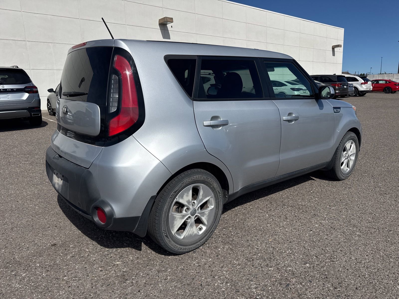 Used 2015 Kia Soul FWD image 3