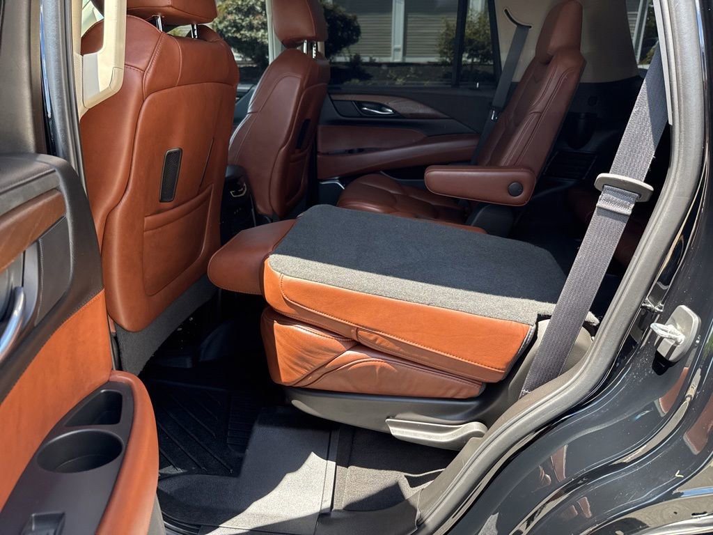 Used 2019 Cadillac Escalade Premium Luxury AWD/4WD image 61