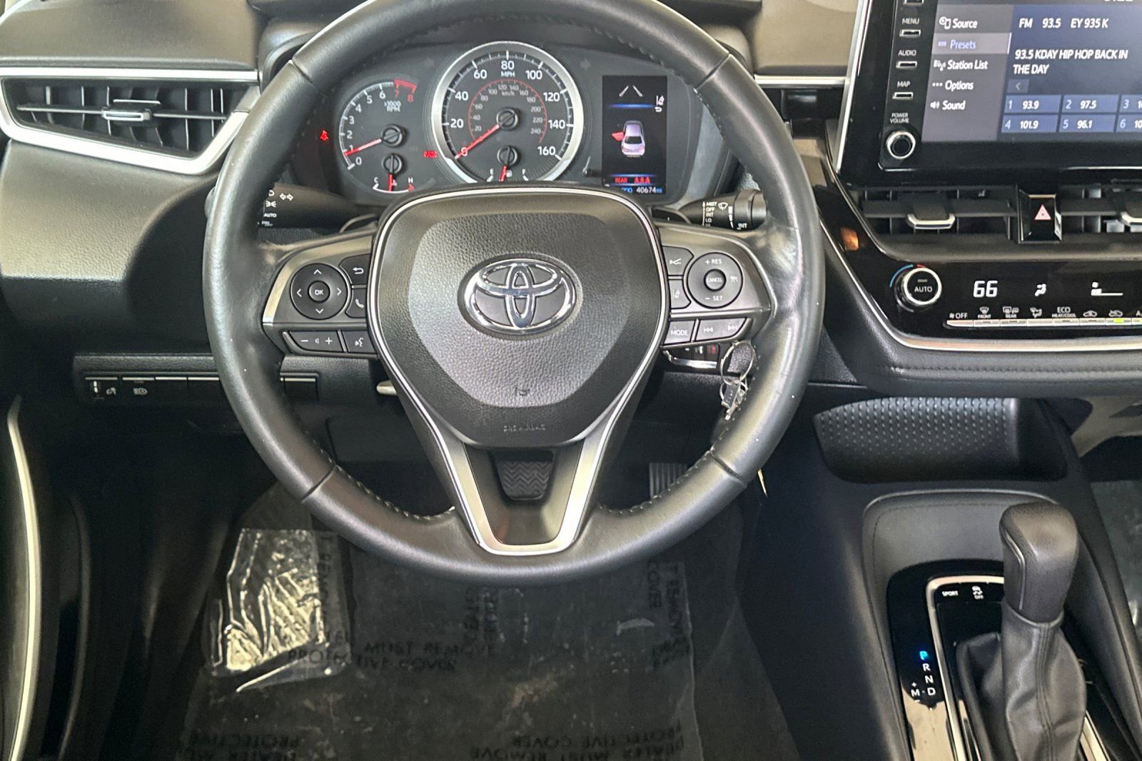 Used 2020 Toyota Corolla SE w/ Protection Package image 13