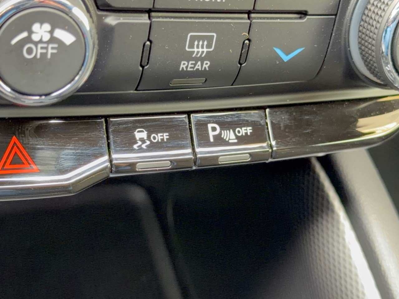 Used 2025 Dodge Durango GT AWD/4WD image 34