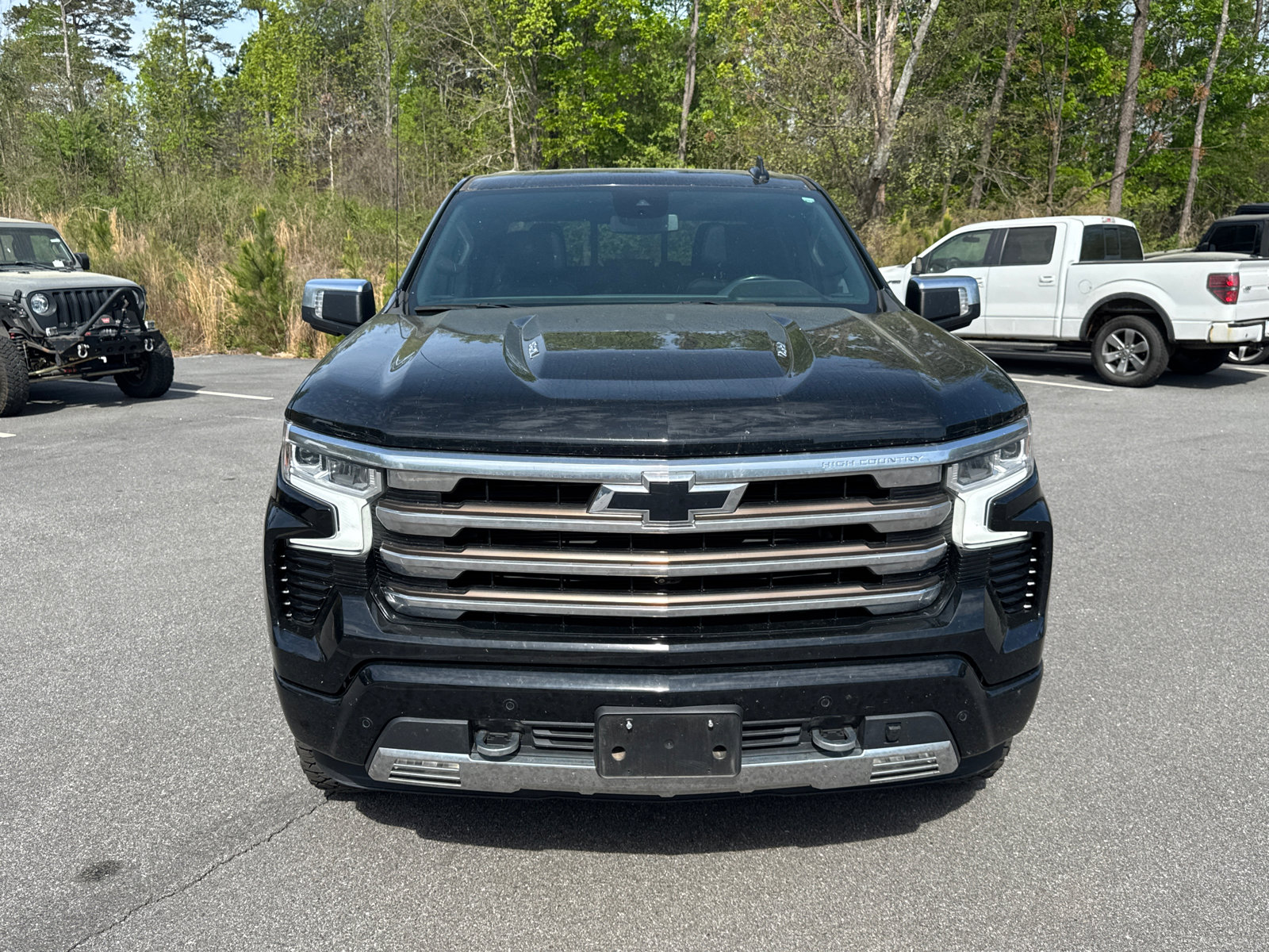 Used 2022 Chevrolet Silverado 1500 High Country w/ High Country Premium Package image 2