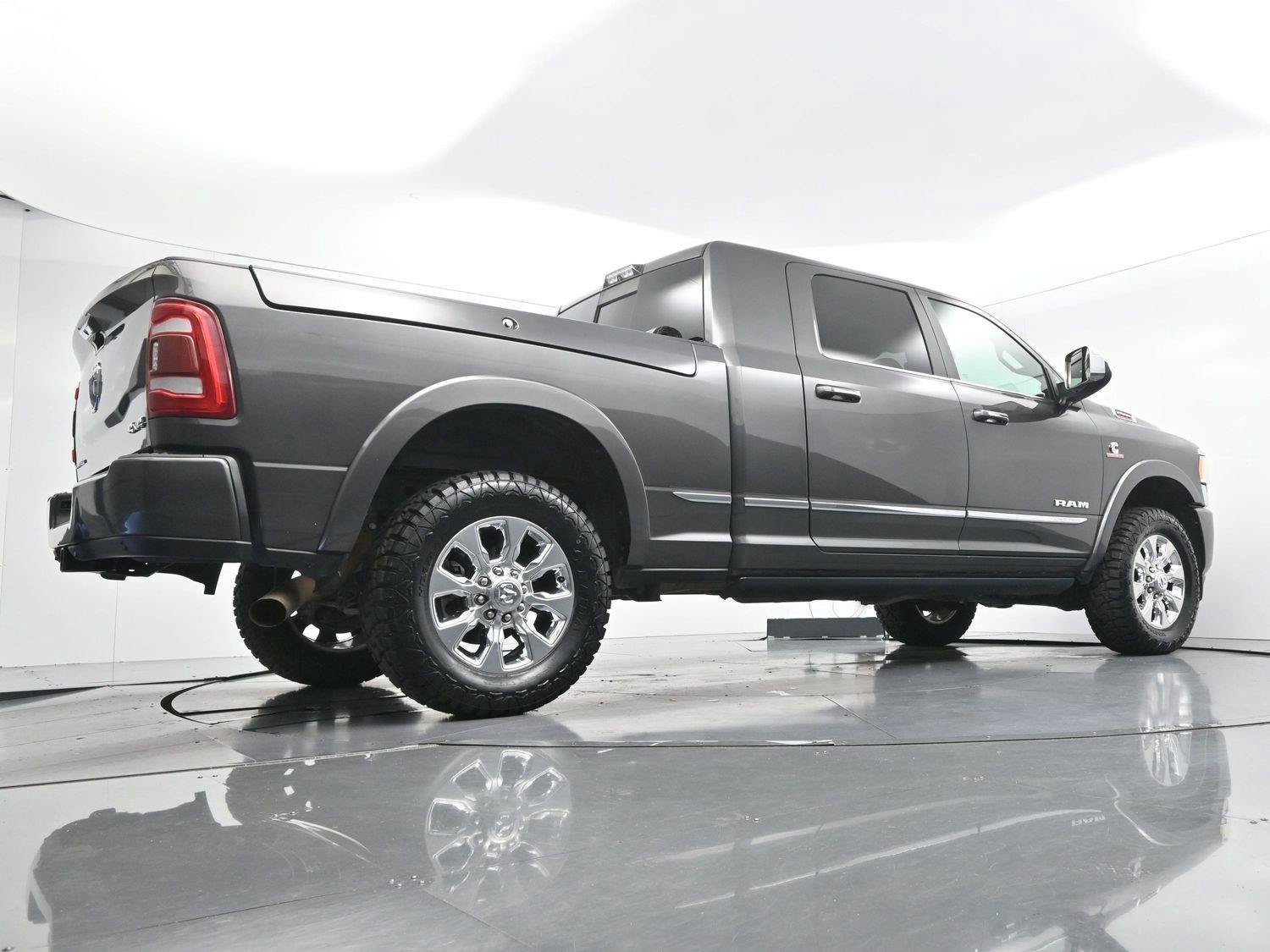 Used 2020 RAM 2500 Limited AWD/4WD image 52