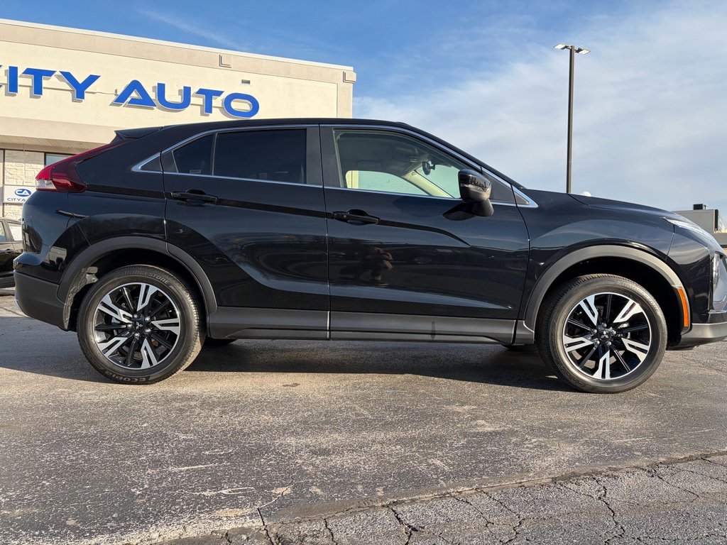 Used 2024 Mitsubishi Eclipse Cross SE image 50