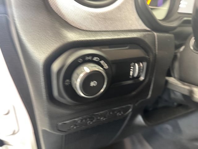 Used 2024 Jeep Wrangler Sport AWD/4WD image 22