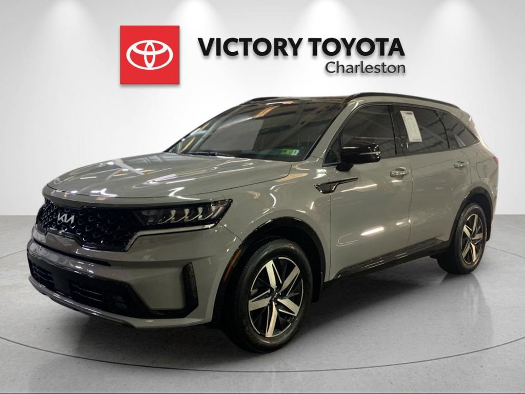 Used 2023 Kia Sorento EX w/ Panoramic Sunroof Package FWD image 1