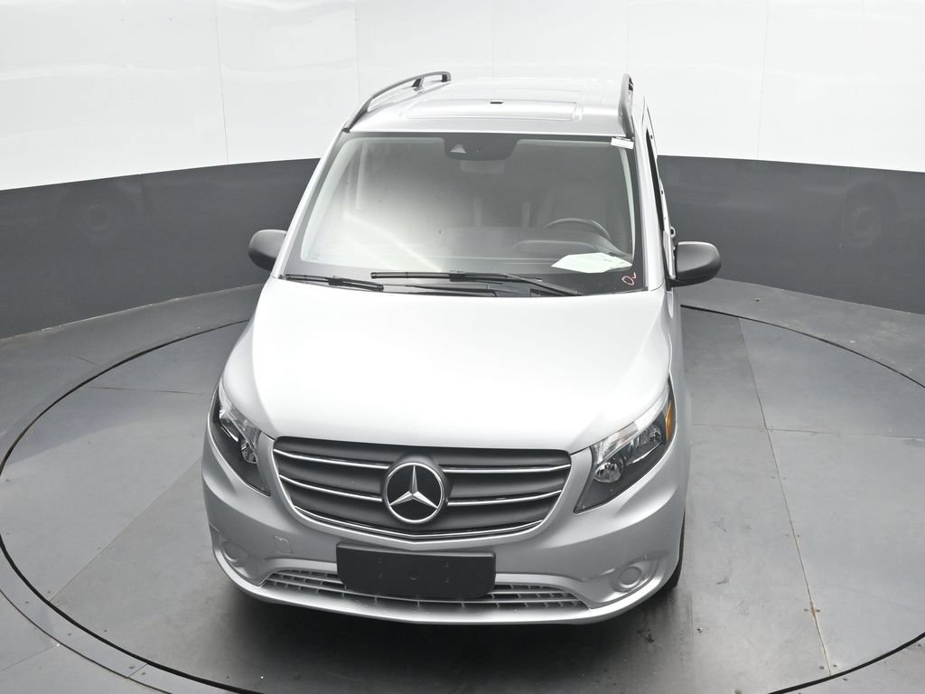 Used 2023 Mercedes-Benz Metris Passenger image 38