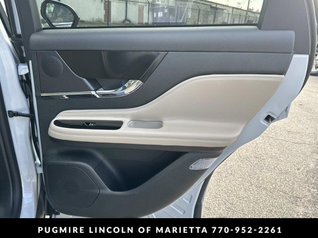 New 2026 Lincoln Corsair Grand Touring w/ Rear Removable Package Tray image 16