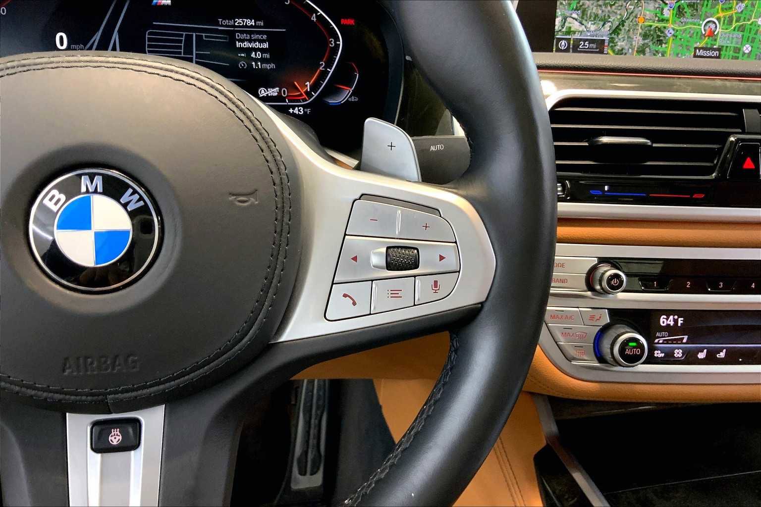 Used 2021 BMW 750i xDrive w/ Autobahn Package AWD/4WD image 24