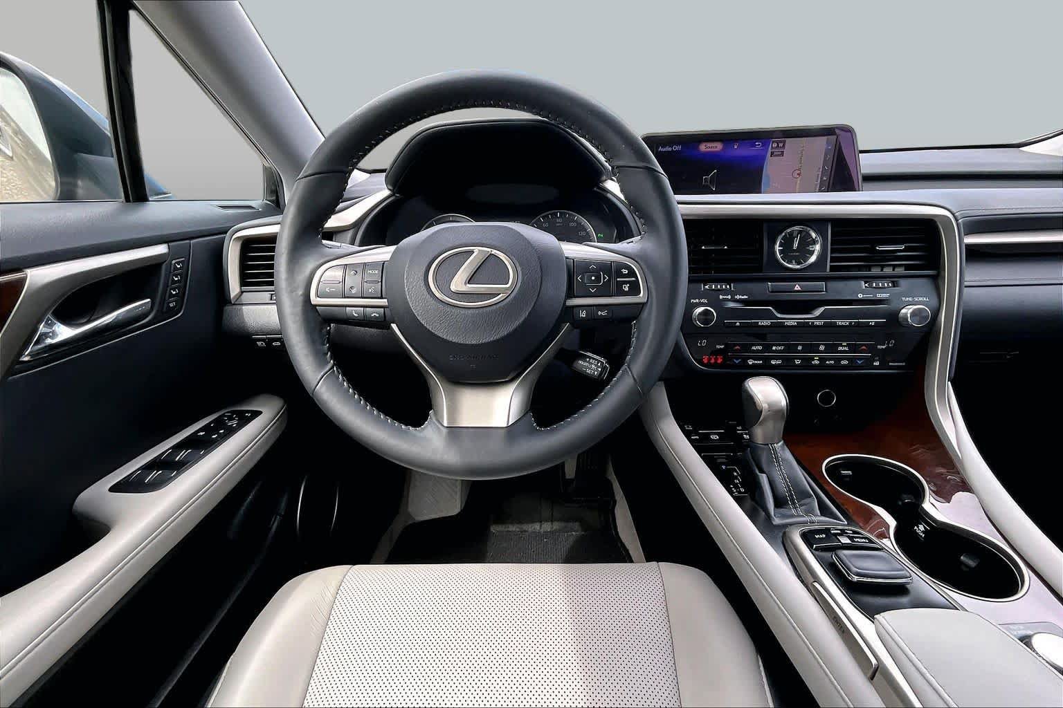 Used 2018 Lexus RX 450h AWD w/ Premium Package image 6