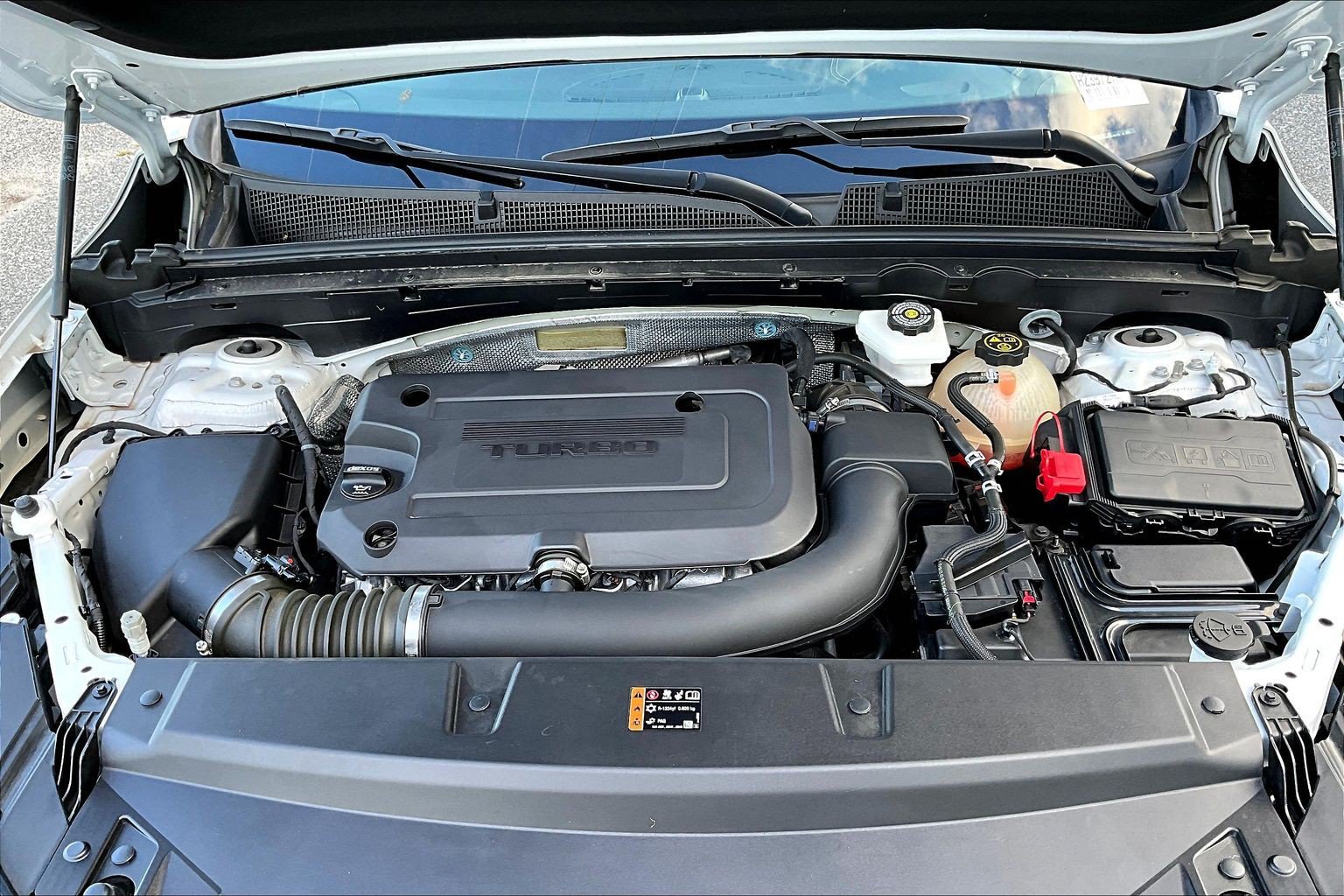 Used 2023 Buick Envision Essence AWD/4WD image 26