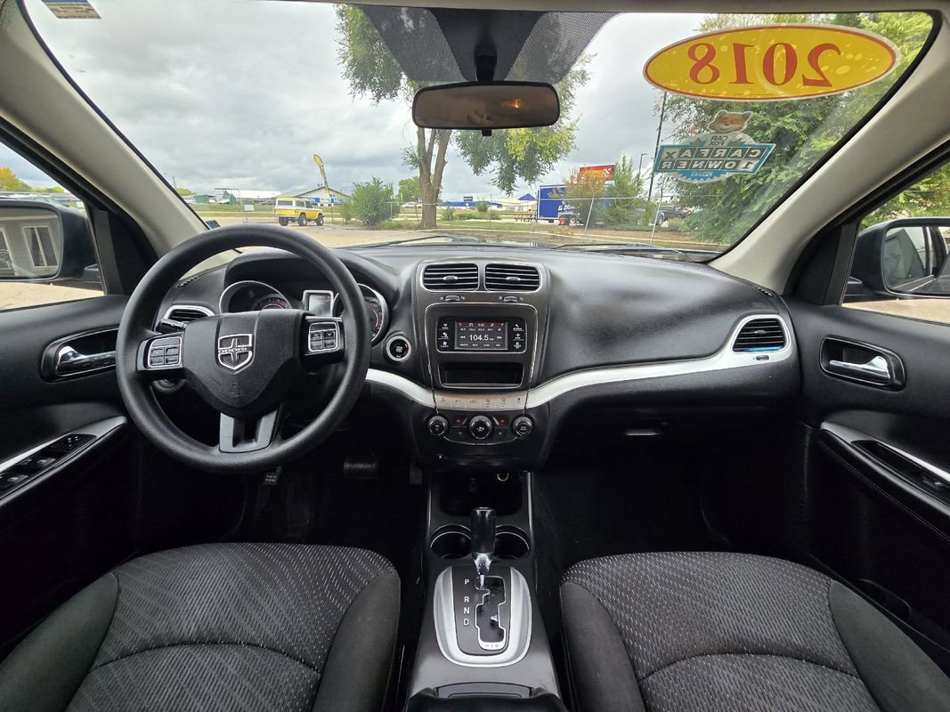 Used 2018 Dodge Journey SE image 19