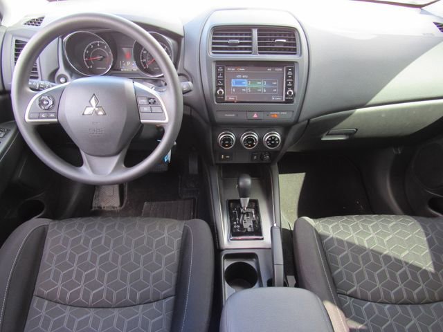 Used 2024 Mitsubishi Outlander Sport ES image 10