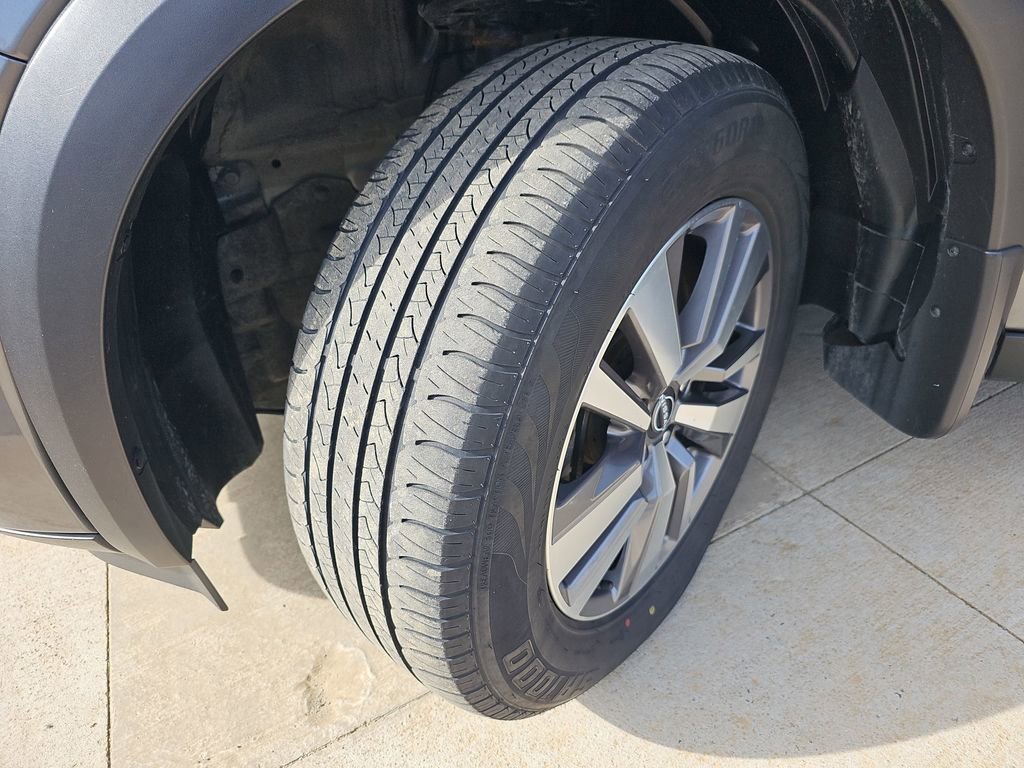 Used 2022 Nissan Pathfinder SL image 18