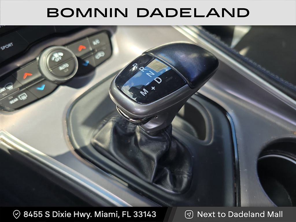 Used 2020 Dodge Challenger SXT image 21