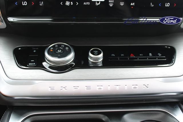 New 2026 Ford Expedition Platinum AWD/4WD image 15