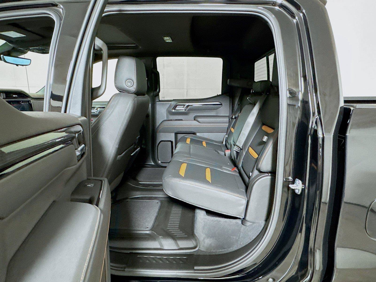 New 2026 GMC Sierra 1500 AT4 w/ AT4 Premium Package AWD/4WD image 13