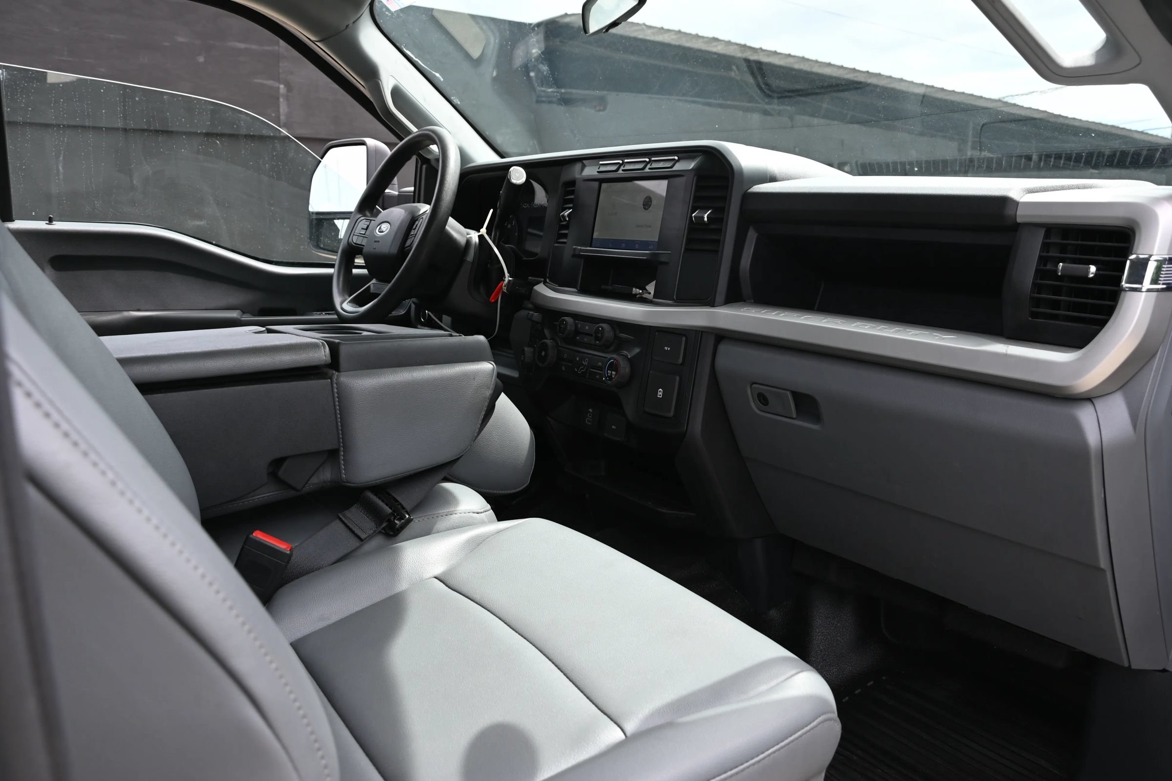 Used 2023 Ford F250 XL AWD/4WD image 17