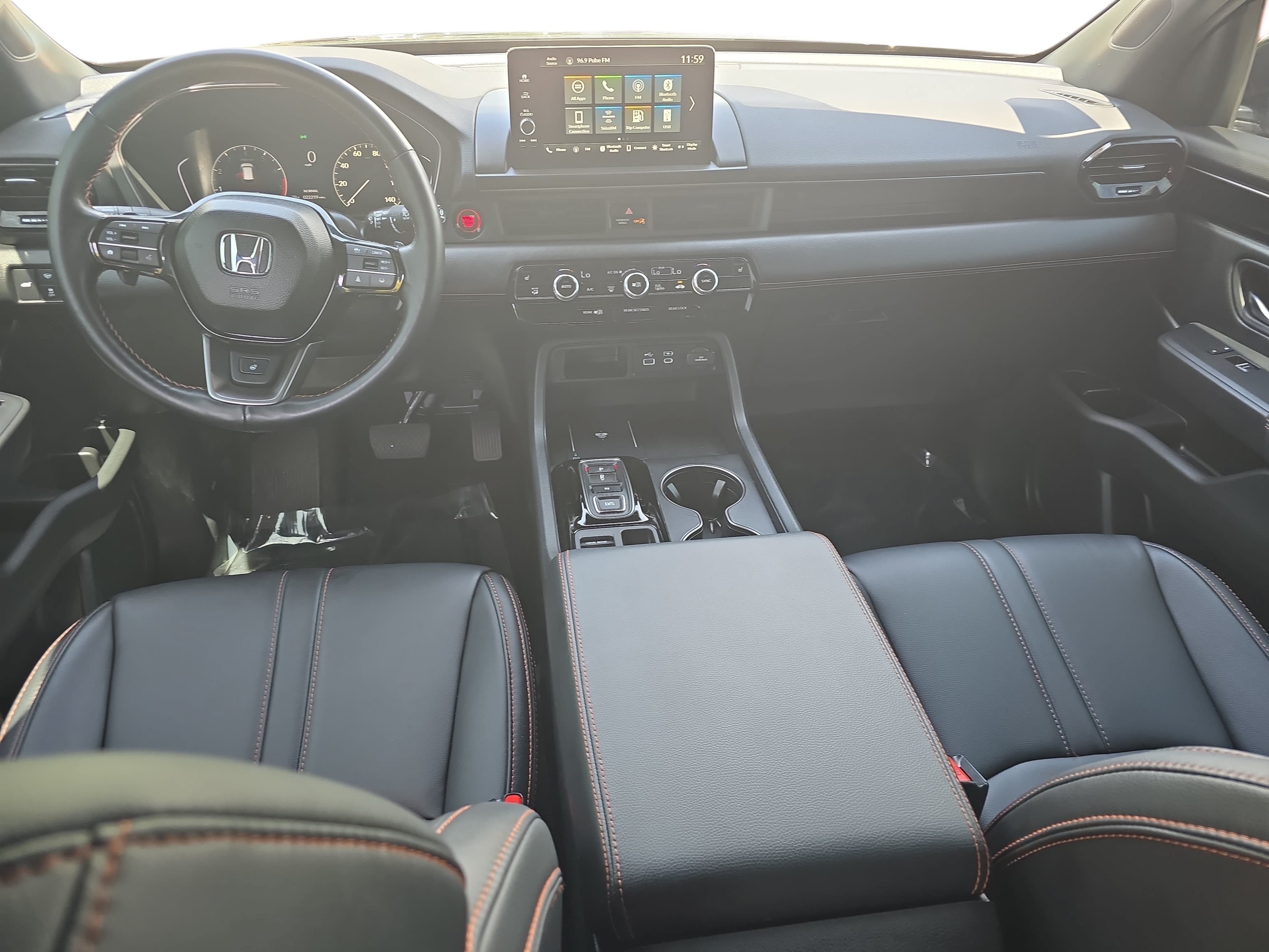 Used 2024 Honda Pilot TrailSport image 9