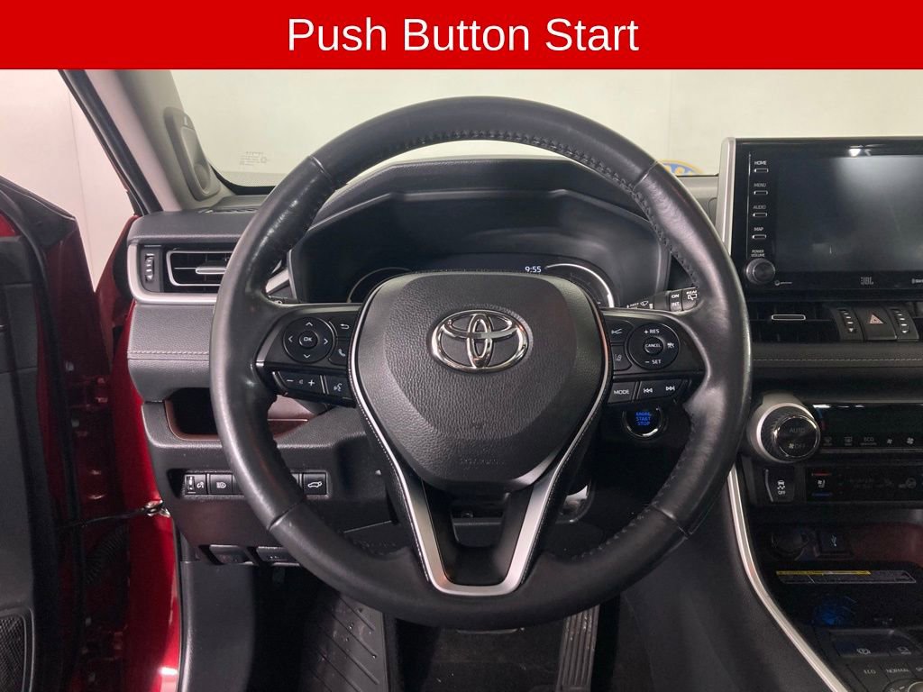 Used 2020 Toyota RAV4 Limited image 8