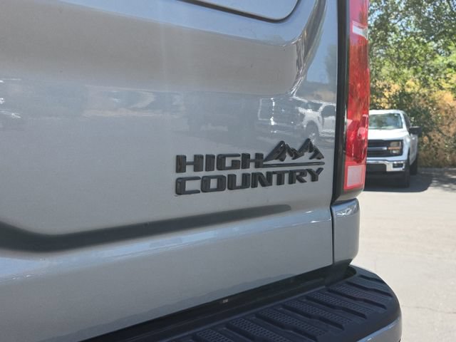 Used 2026 Chevrolet Silverado 3500 High Country w/ Technology Package AWD/4WD image 9
