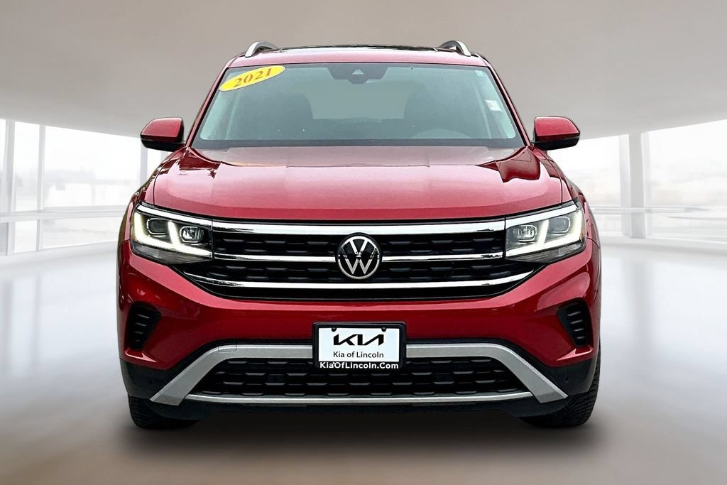 Used 2021 Volkswagen Atlas SEL AWD/4WD image 2