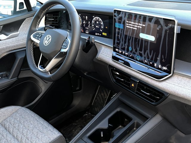 New 2026 Volkswagen Tiguan S AWD/4WD image 6