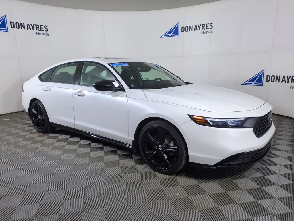 Used 2024 Honda Accord Sport image 7